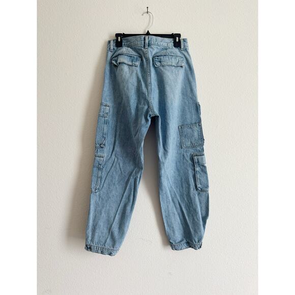 Aritzia x Denim Forum The ’90s Millie Hi-Rise Wide Leg Cargo Jeans Size 30 - Picture 7 of 8
